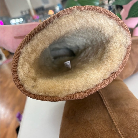 UGG Classic Tall II Chestnut Boots Size 6 - Picture 5 of 8